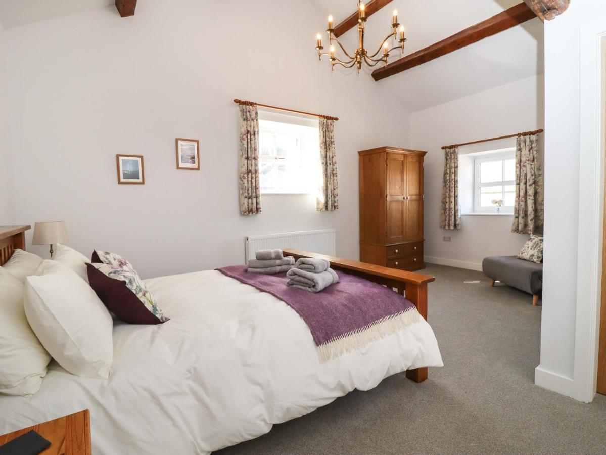 3 Hull House Cottage Скиптон Экстерьер фото