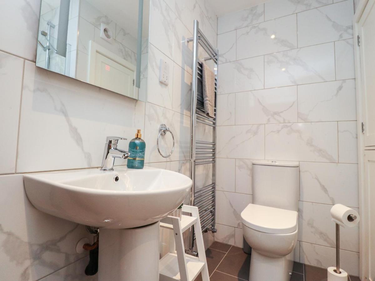 3 Hull House Cottage Скиптон Экстерьер фото